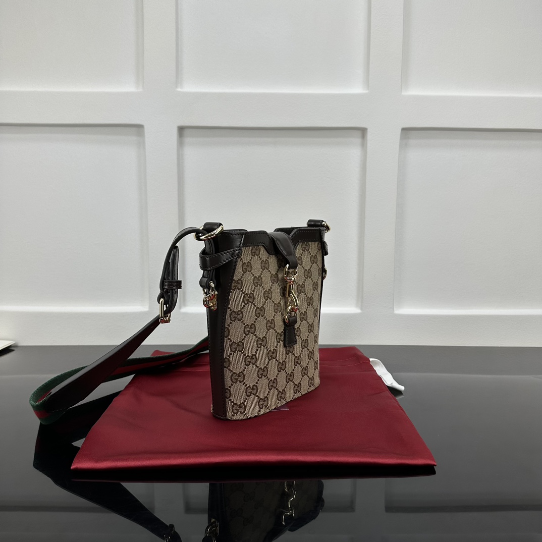 Gucci Satchel Bags